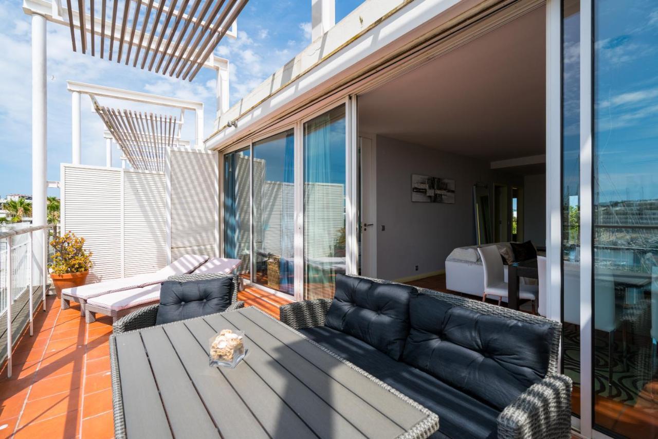 Stunning 2-Bed Penthouse In Lagos 250M From Beach ภายนอก รูปภาพ