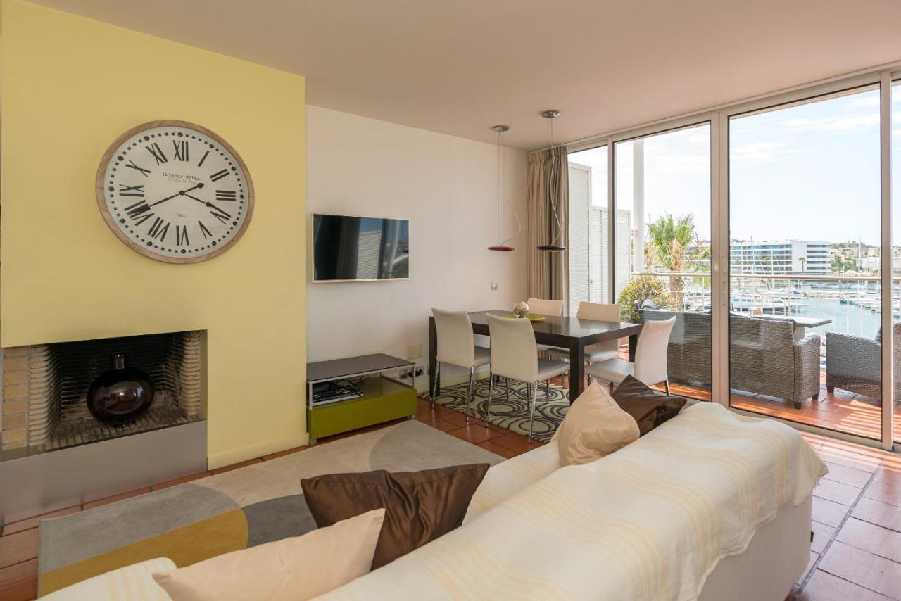 Stunning 2-Bed Penthouse In Lagos 250M From Beach ภายนอก รูปภาพ