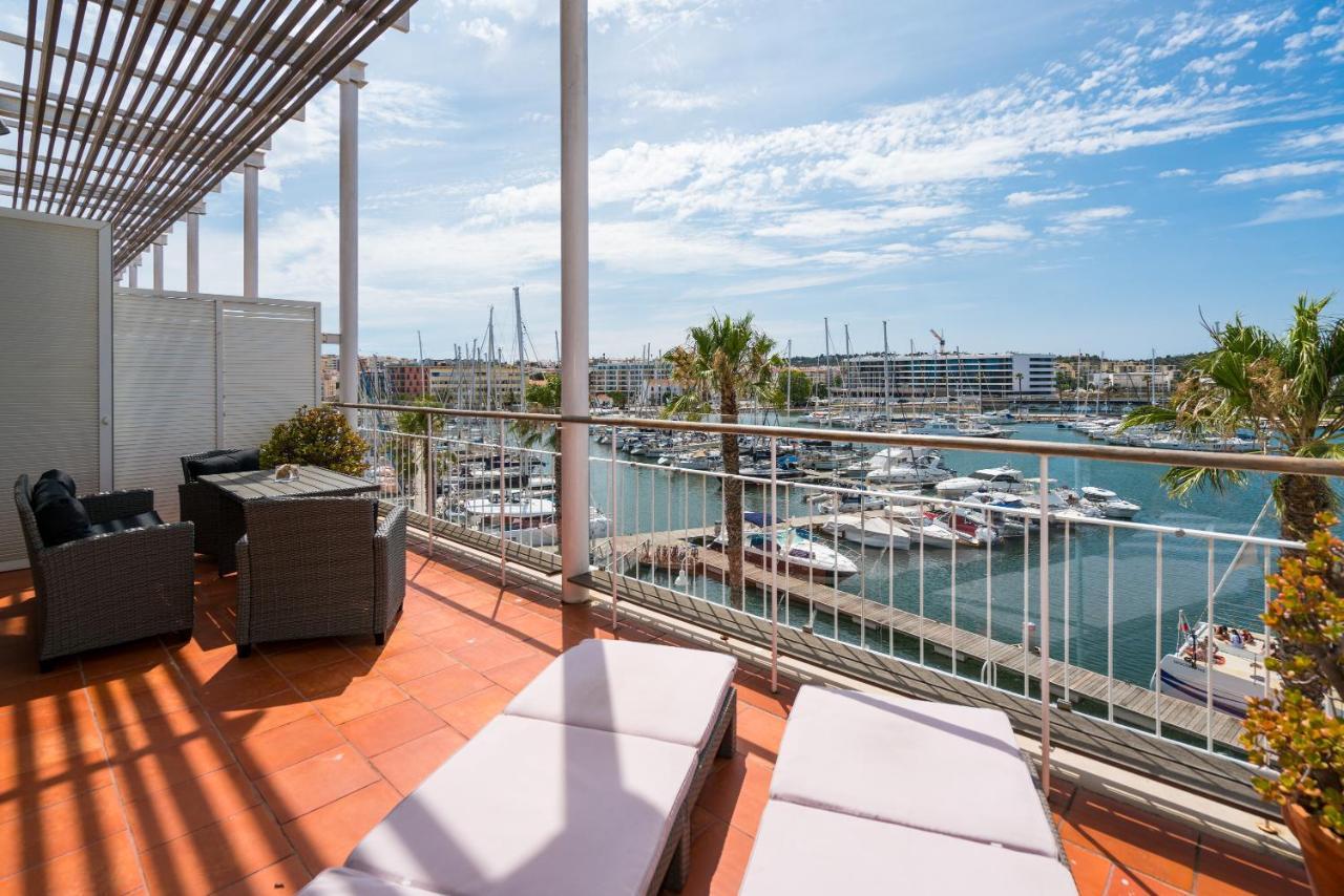 Stunning 2-Bed Penthouse In Lagos 250M From Beach ภายนอก รูปภาพ