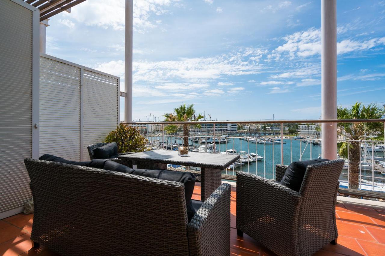 Stunning 2-Bed Penthouse In Lagos 250M From Beach ภายนอก รูปภาพ